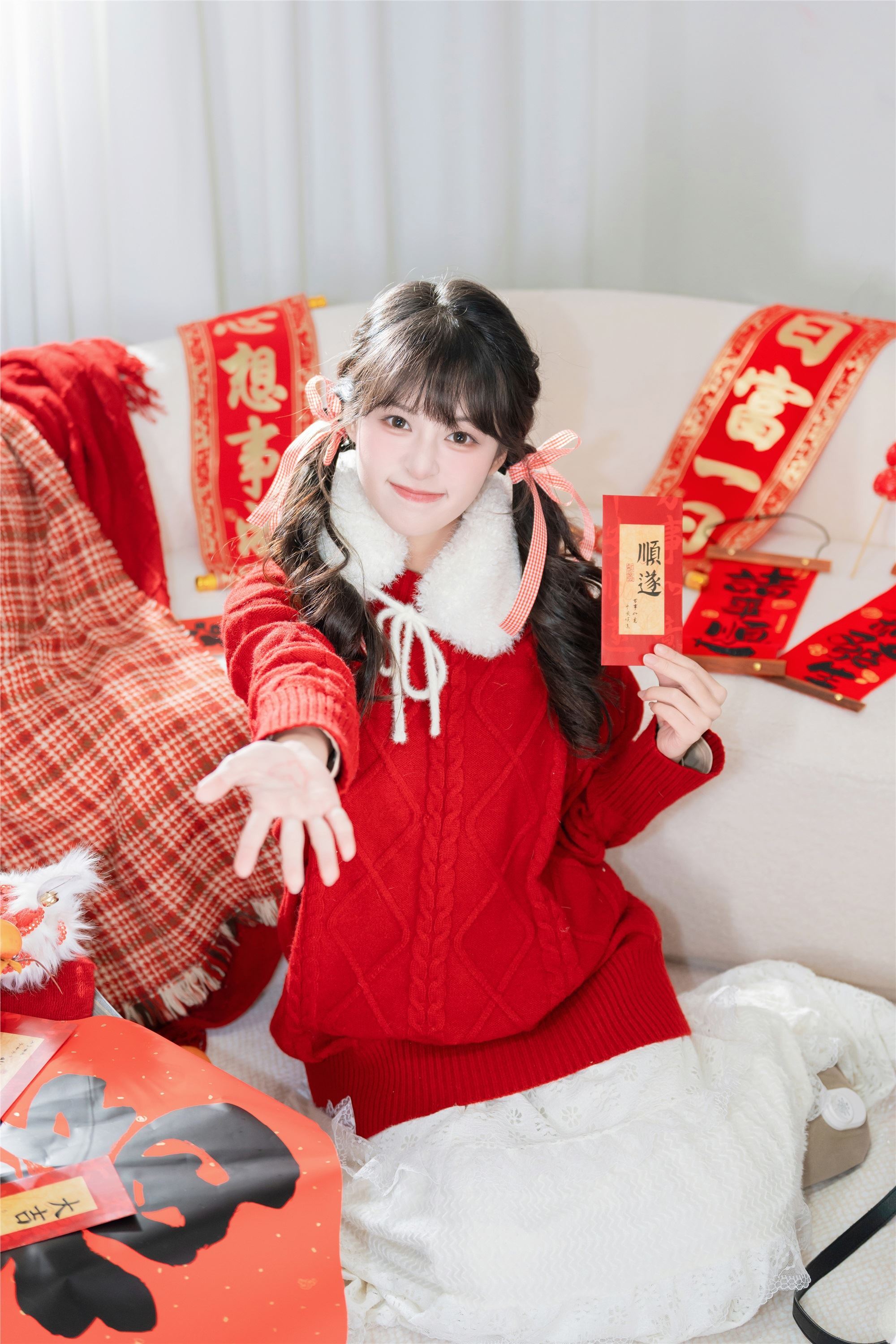 YITUYU艺图语 2025.01.14 居家新年照 夏芋小年